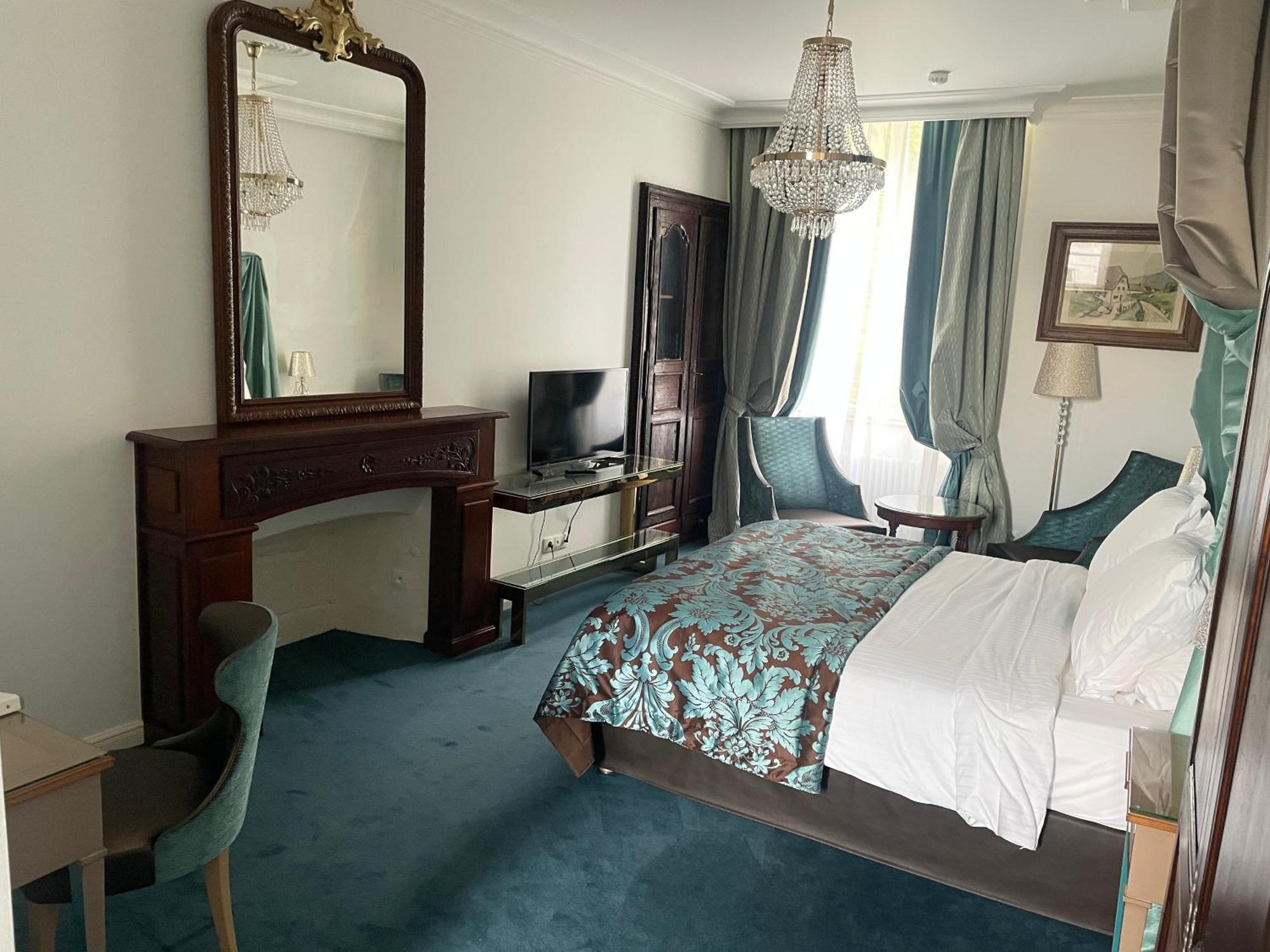 Hotel Victor Hugo 뽕또흑송 외부 사진